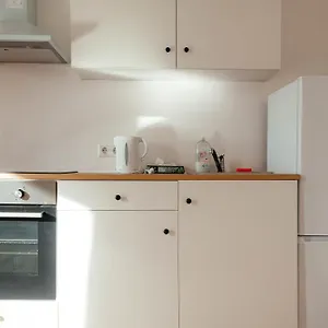 Lax Apartment